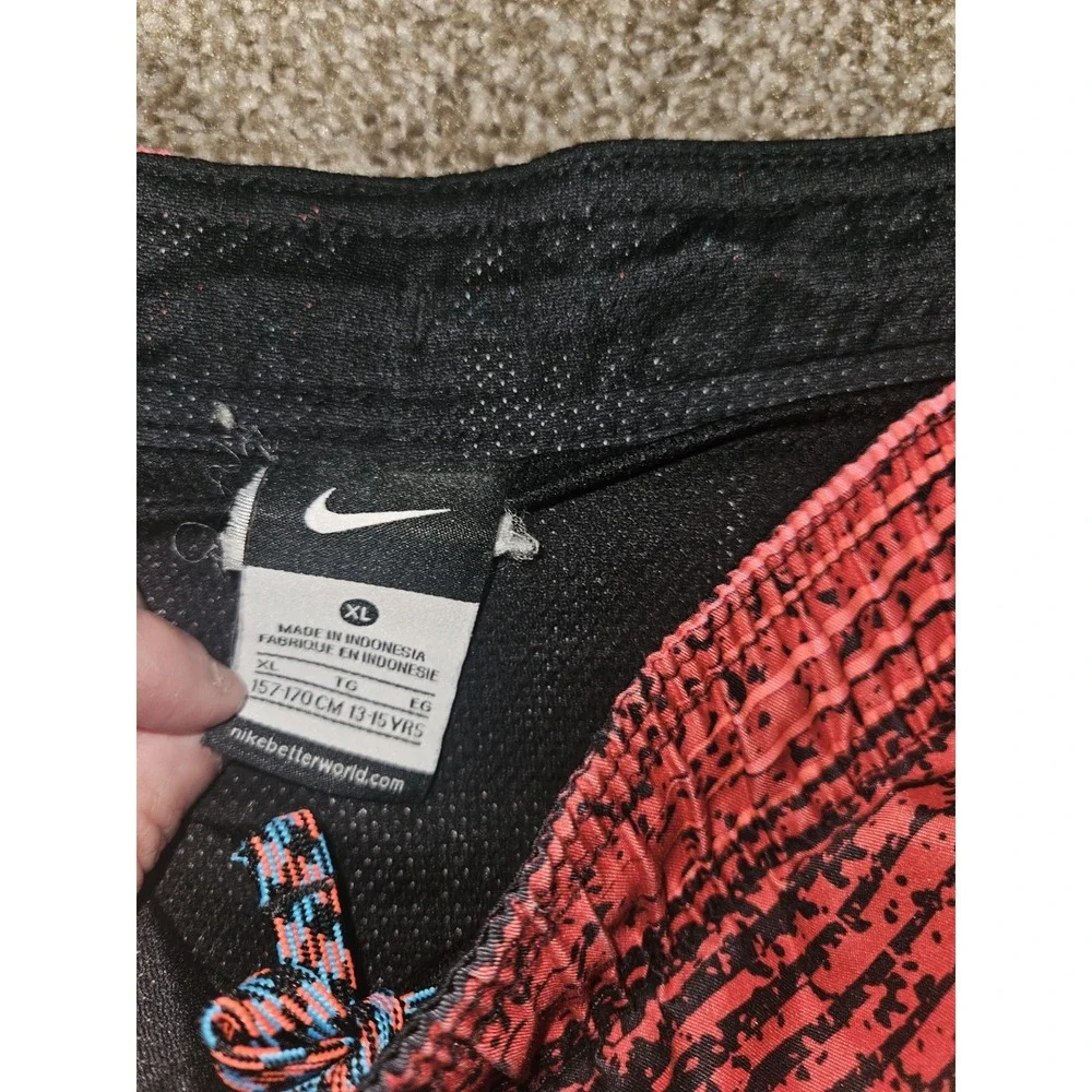 Nike Mens Black Tag Swim Shorts‎ / Trunks Red Size XL Swimming Surfing